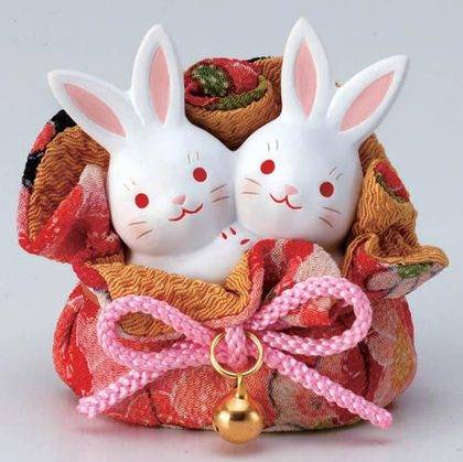 Japanese Okimono Figurine: Rabbits In Japanese Crepe_0